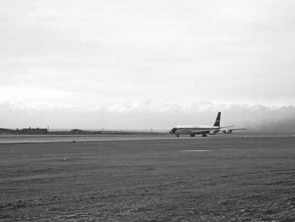 03 BOAC Boeing 707.jpg
